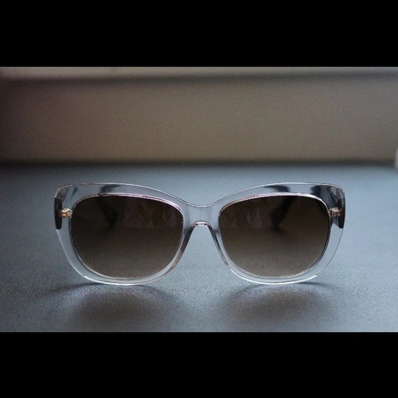 ‼️SOLD‼️Authentic Coach Sunglasses - Picture 4 of 8